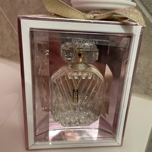 🎁 Victoria Secret Bombshell Celebration